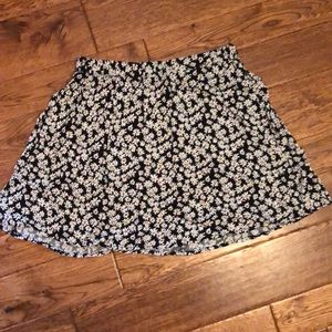 Lily Star daisy skirt size medium